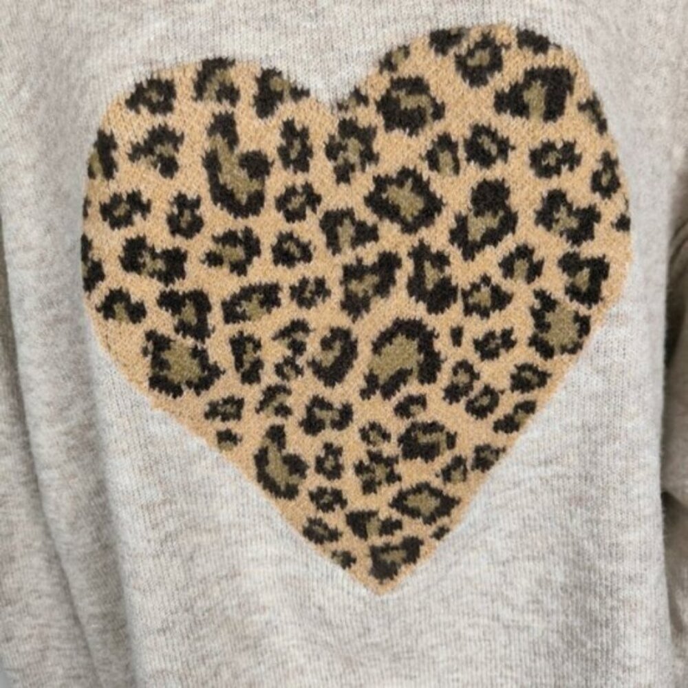 American Eagle Whoa So Soft Leopard Heart Crew Chunky Cozy Neck Sweater XL - Picture 4 of 9